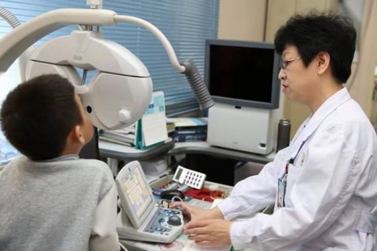 中山大学中山眼科中心牵头研发  首个婴幼儿视功能损伤手机智能筛查系统面世